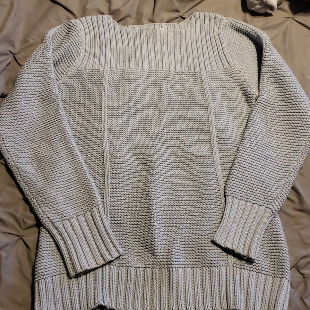 Old navy sweater